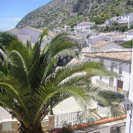 Buganvilla * Villaluenga Del Rosario