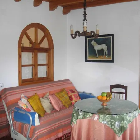 Buganvilla Apartment Villaluenga Del Rosario